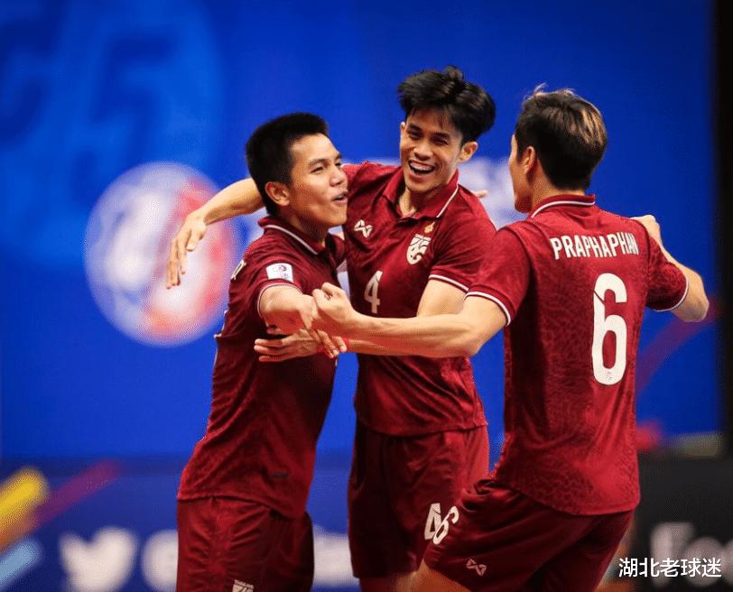 5足亚洲杯四强出炉：日泰伊乌晋级，西亚0队，越南连丢8球出局(4)
