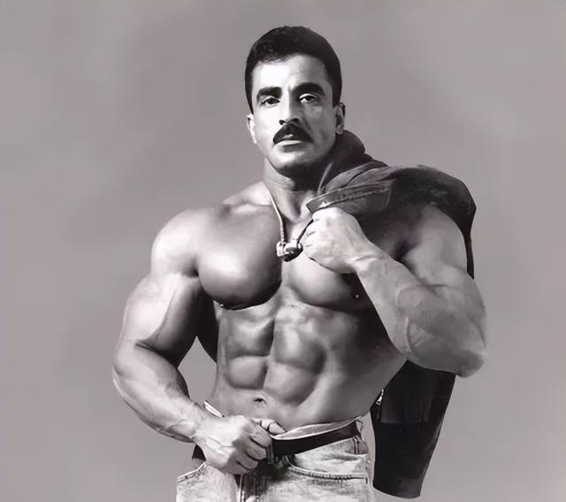 “黎巴嫩雄狮”：现在的裁判更青睐肌肉尺寸，而不是看形体美感(2)
