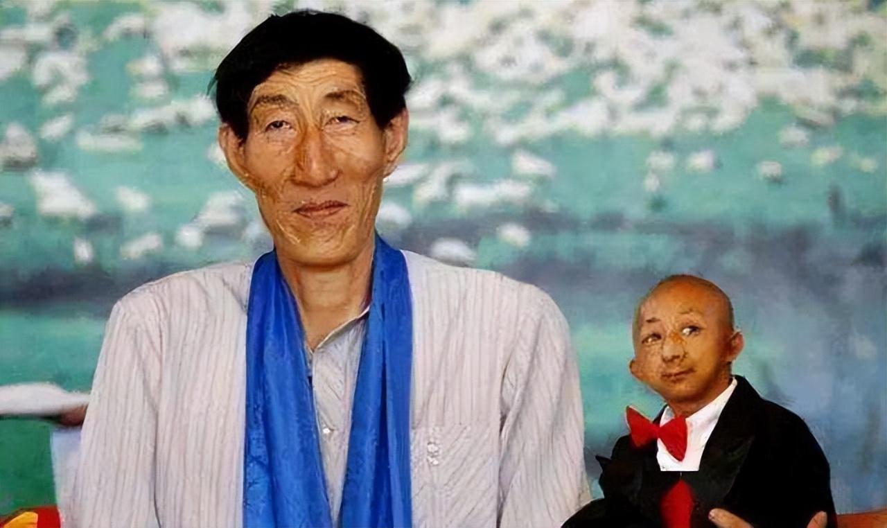 中国第一巨人鲍喜顺，56岁不顾生命冒险生子，如今儿子身高多少？(9)