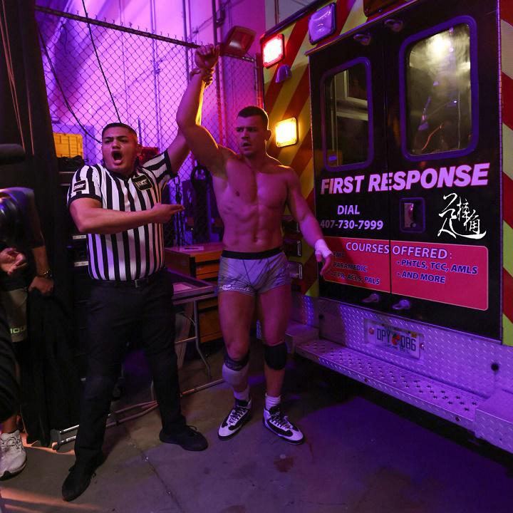 WWE白金品牌两大冠军延续统治，前NXT双打冠军斩获北美腰带！(15)