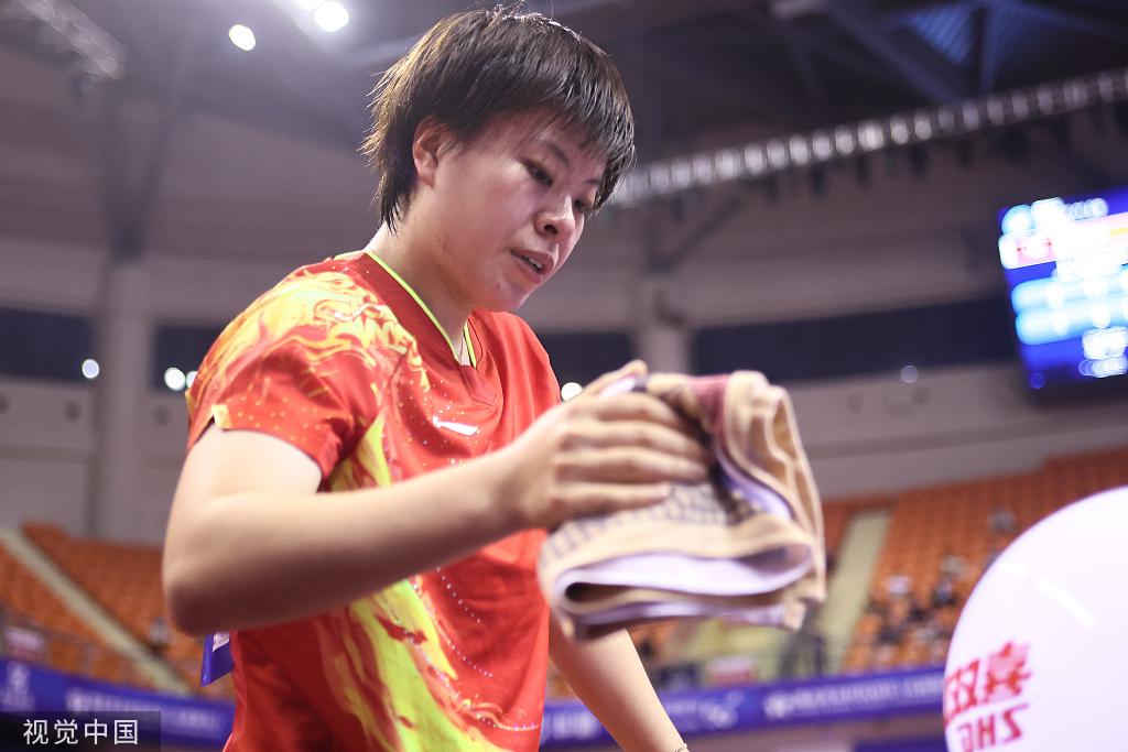 王艺迪4-3战胜王曼昱，夺得乒乓全国锦标赛女单冠军(1)