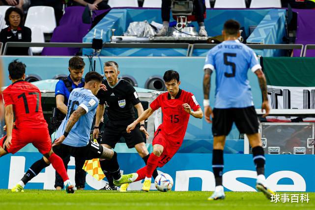 韩国0-0乌拉圭！韩媒赛后猛吹：4K防线压垮对手(4)