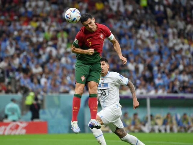 阿迪达斯技术证明葡萄牙队长C罗在世界杯上没有在对阵乌拉圭的比赛中首开纪录(1)