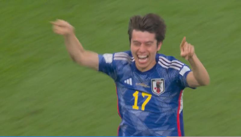 世界杯争议：日本逆转西班牙这球真的出底线了吗？鸟瞰图来了(8)