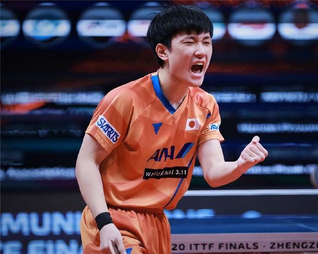 张本智和4比1战胜林钟勋 首次夺取亚洲杯男单冠军