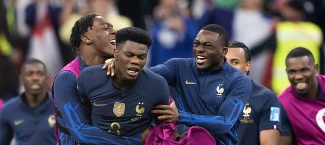 世界杯决赛法国喜忧参半，后防大将火线回归，天才后腰恐无缘登场(5)