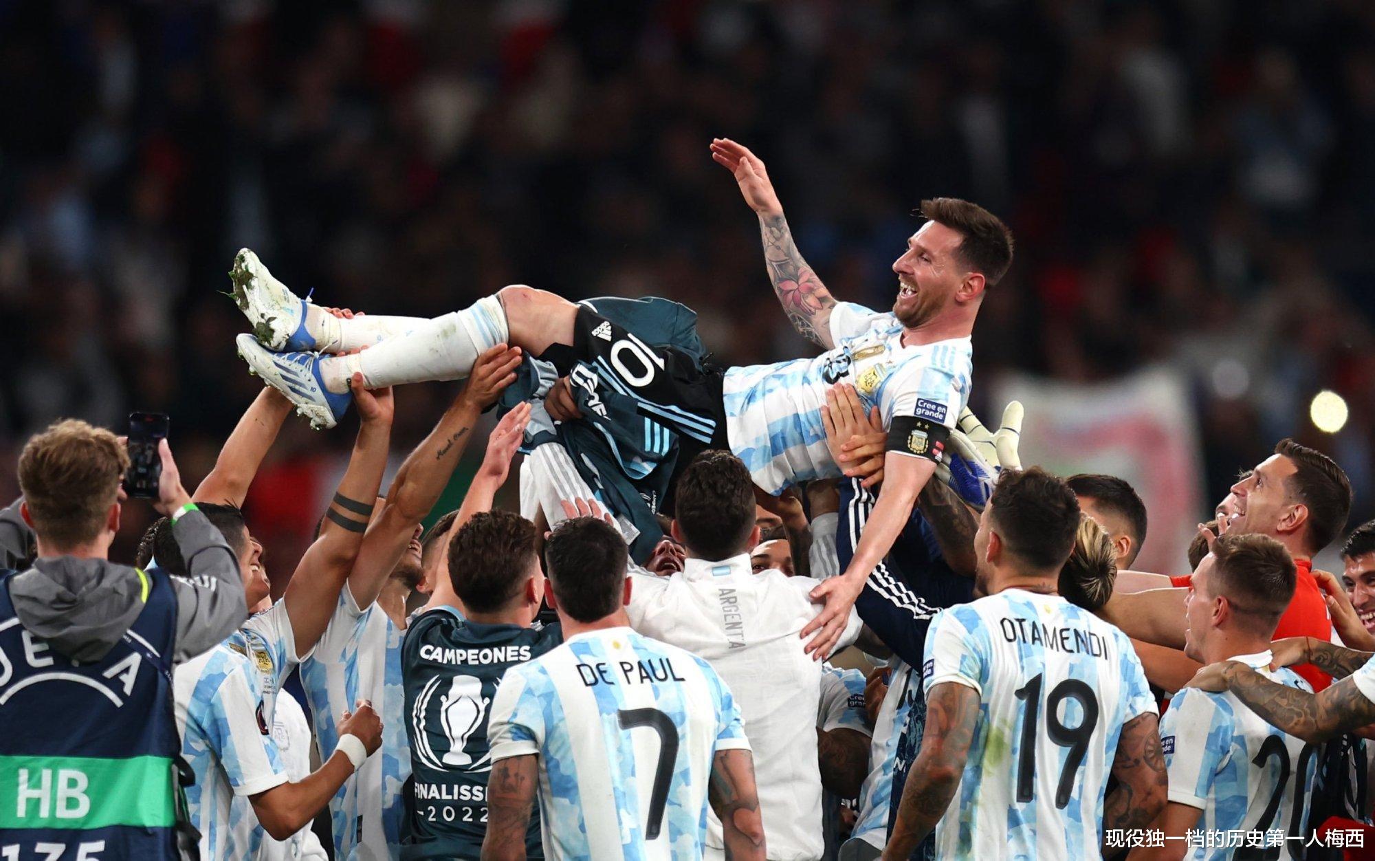 梅西是绝对领袖！多位阿根廷国脚称赞梅西！