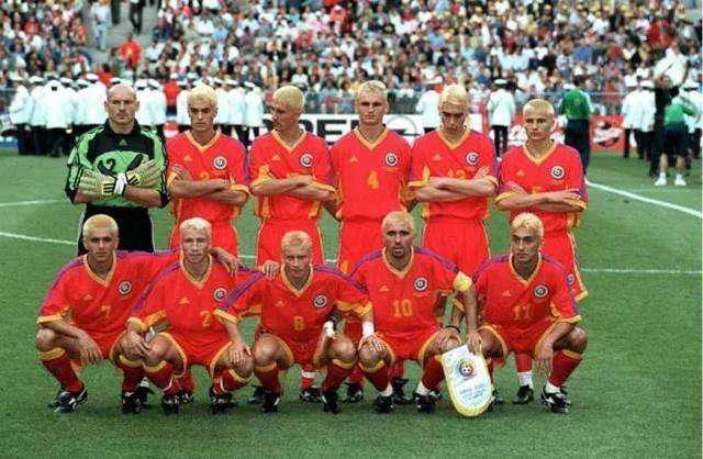你还记得这支全队黄发的罗马尼亚队吗？98世界杯罗马尼亚战突尼斯(2)