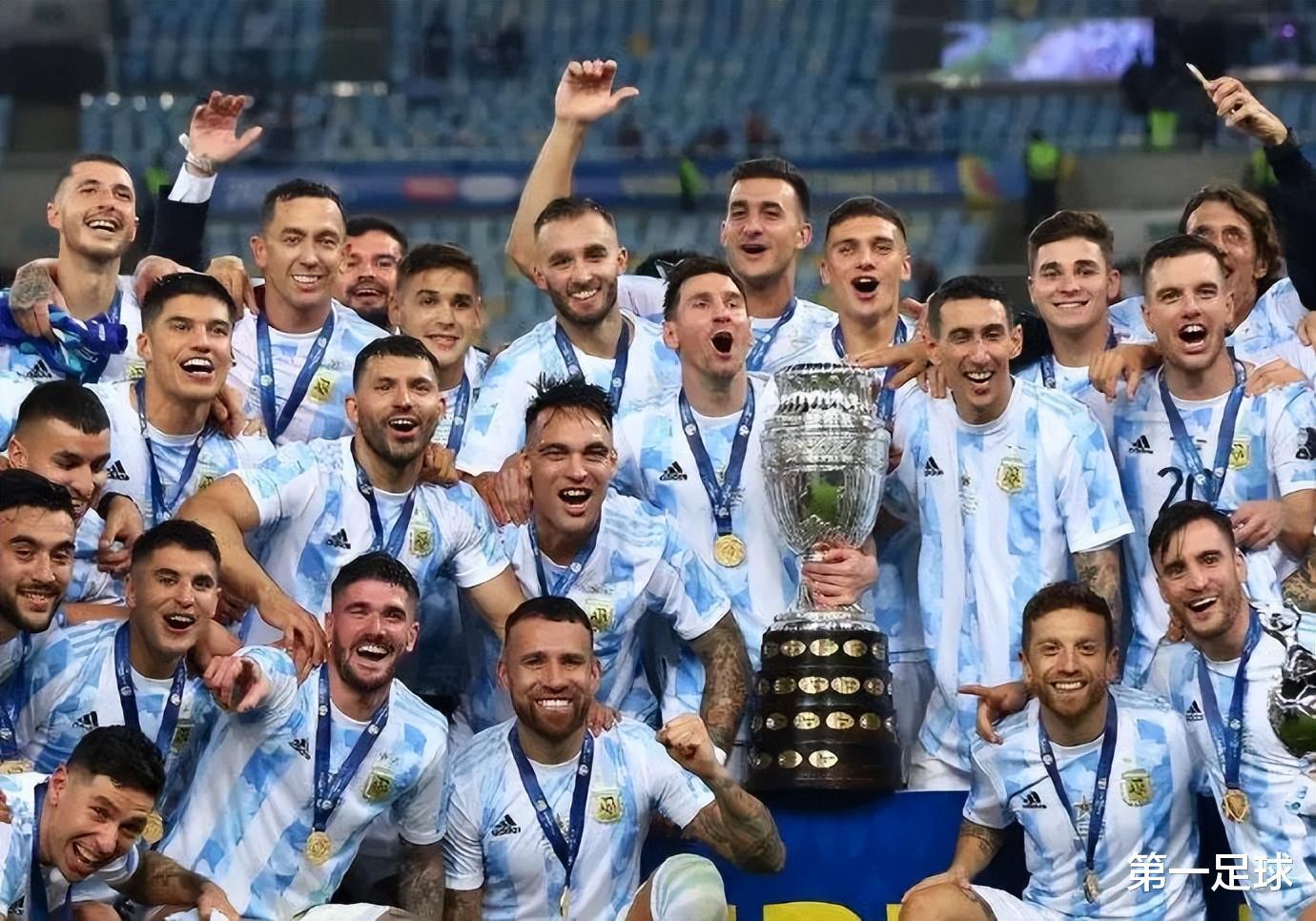 打不死的劳塔罗，未来必成世界一流前锋，下届世界杯阿根廷得靠他(4)