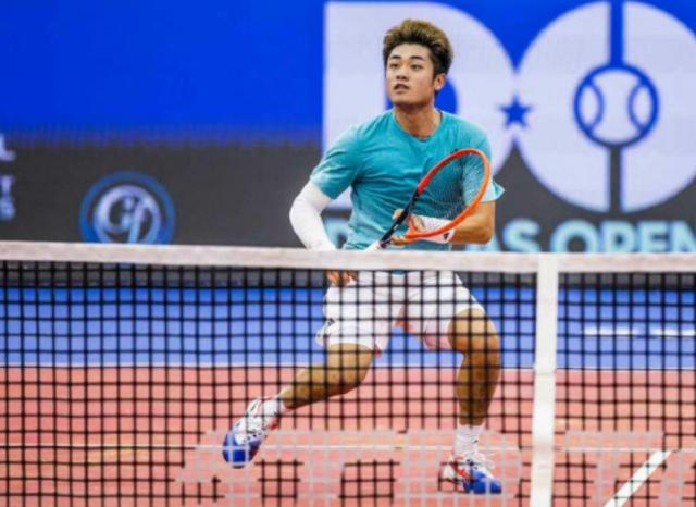吴易昺创造中国男子网球历史 首夺ATP巡回赛冠军