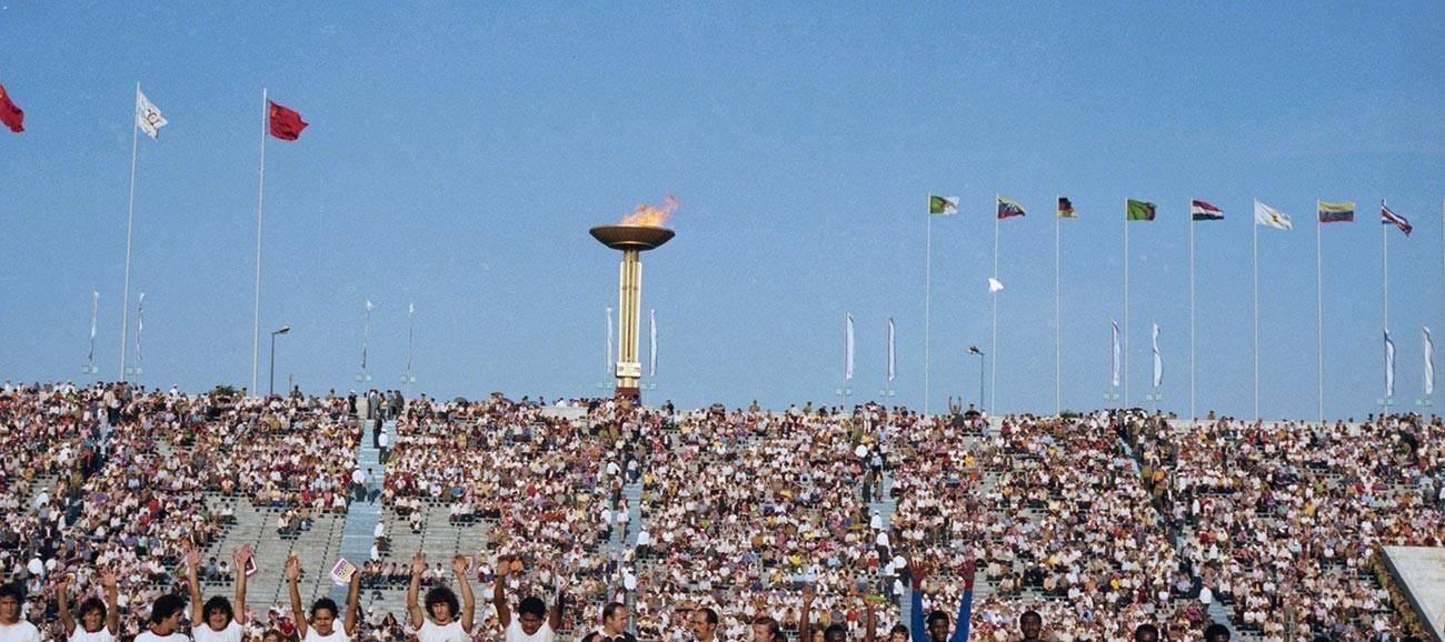 1980年“最失败”奥运会：耗费90亿美元，中、美67个国家拒绝参加(12)