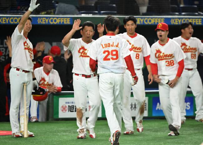 棒球经典赛 中国队敢于亮剑 期待未来续写篇章(2)