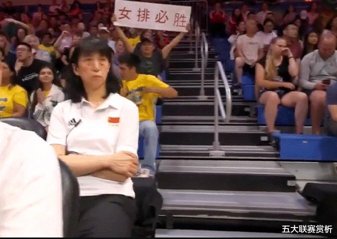 惠若琪开心！中国女排3-1打出最强“奇兵”，赖亚文终于出手了？(5)