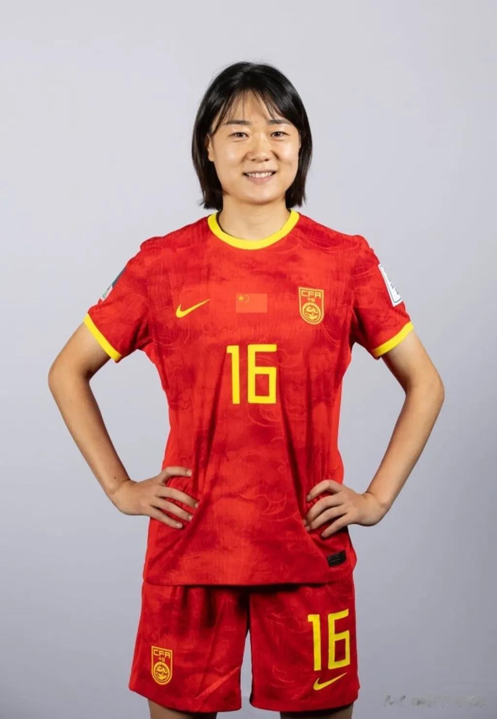 插播一条足球，给中国姑娘加油！祝中国姑娘22号世界杯首场凯旋！

分享一下姑娘们(2)