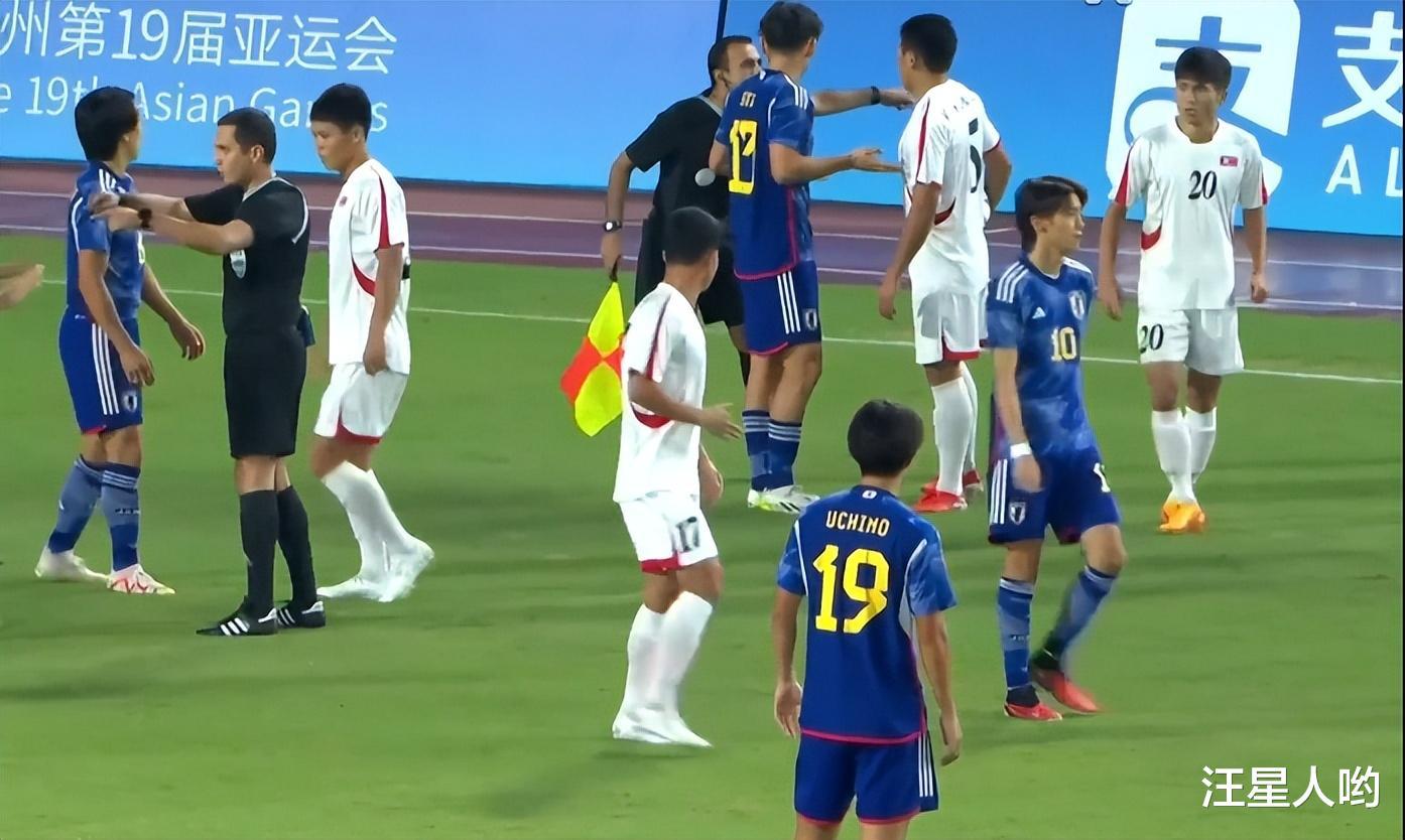 0-0！朝鲜队踢疯了，日本队受到压制，上演硬汉足球，失多次良机(3)
