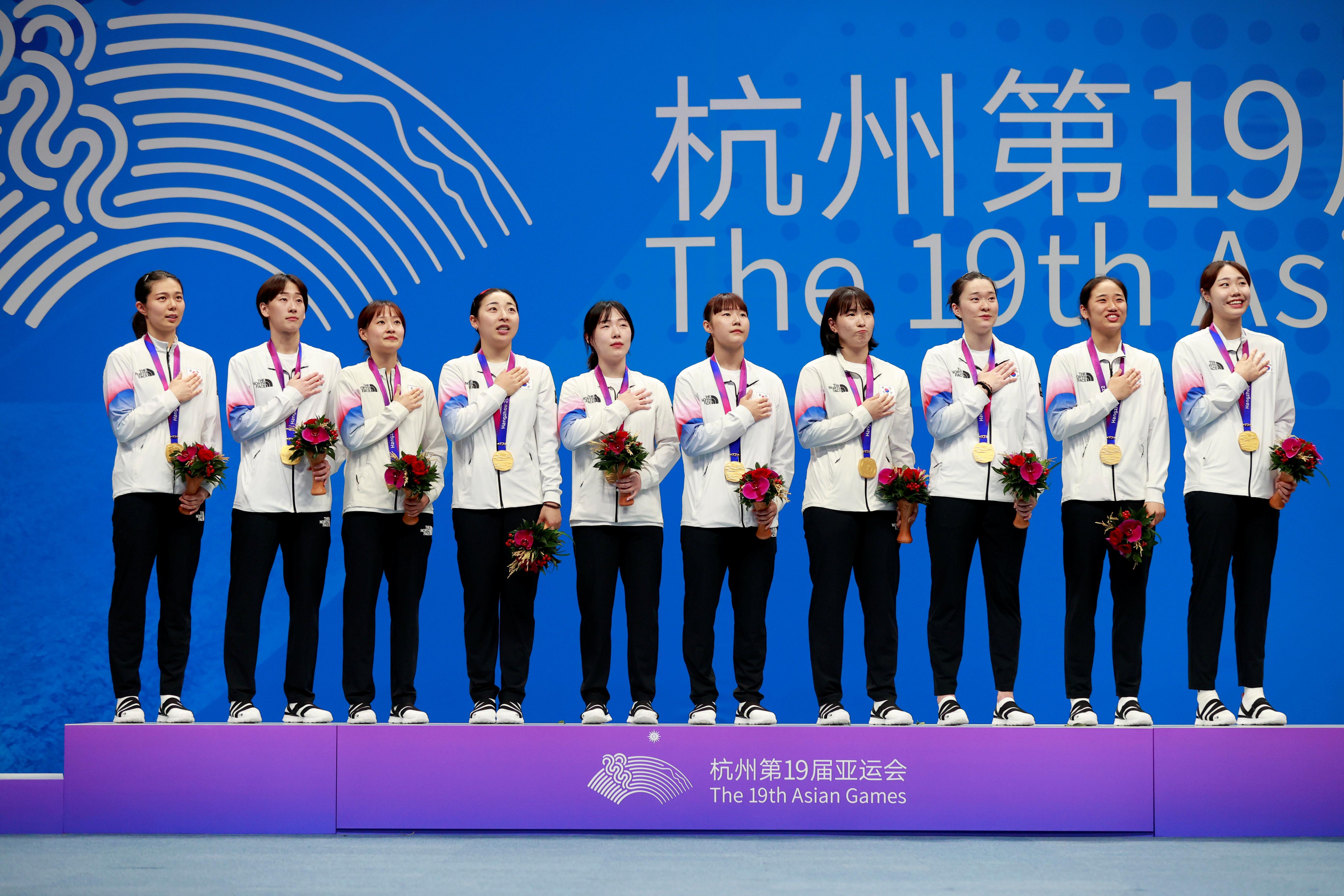 羽毛球——女子团体颁奖仪式举行(1)