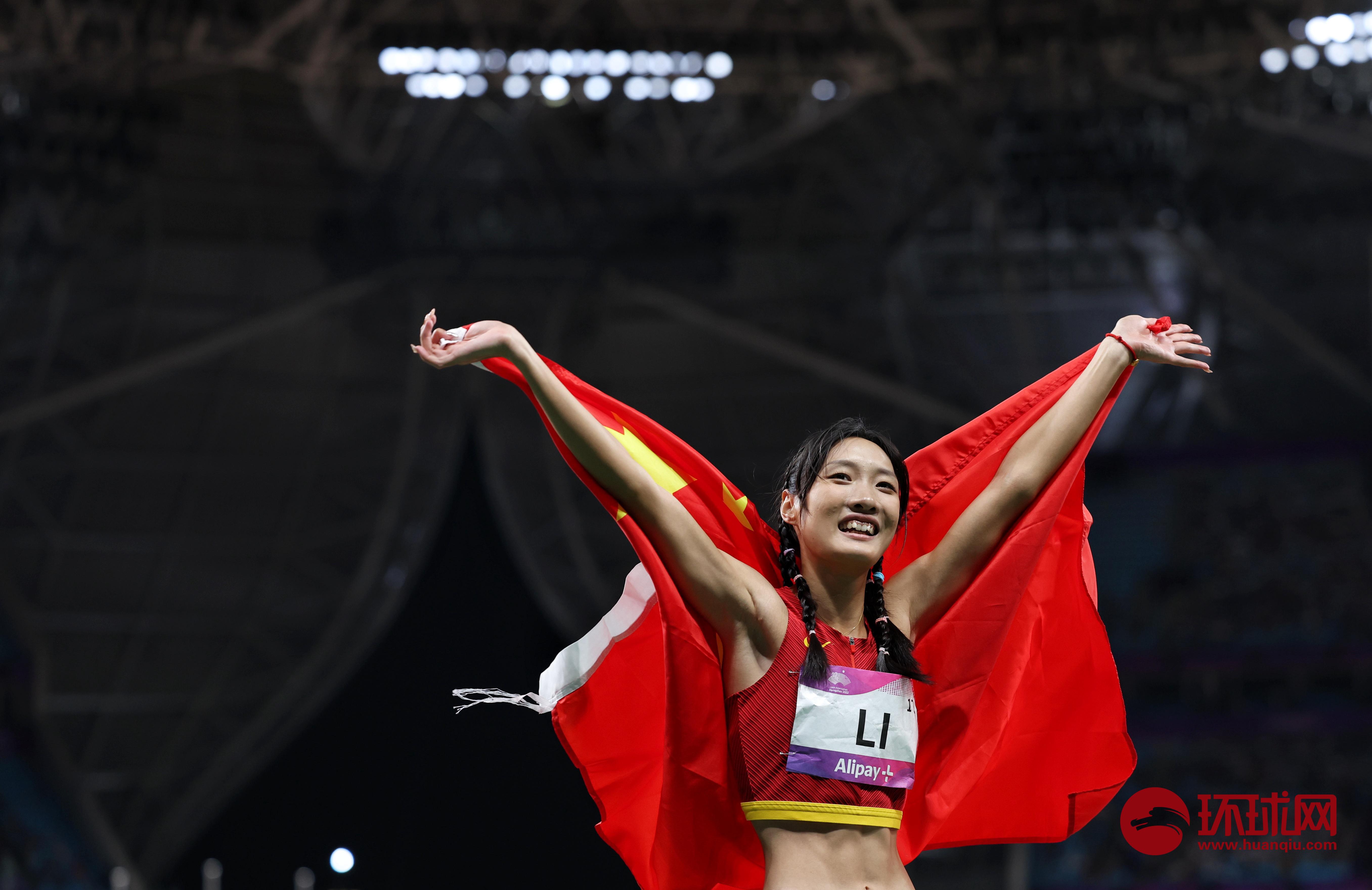 [图集]中国选手李玉婷获得女子200米决赛亚军(1)