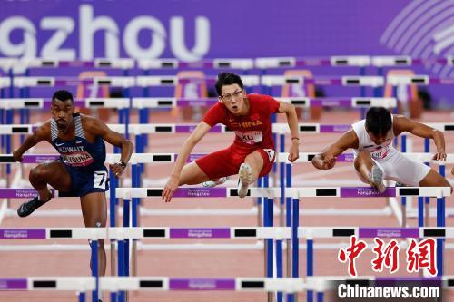 （杭州亚运会）男子110米栏中国小将徐卓一摘铜：这枚金牌我下届亚运会拿回来(1)