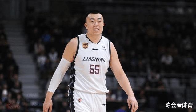 盘点中国男篮即将退役的五名球员，郭艾伦，韩德君成功上榜(2)
