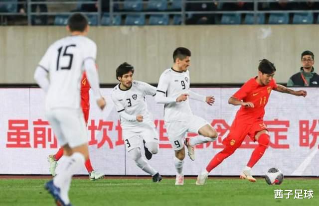 越南教练：中国有14亿人，按理说中国男足应该是亚洲顶级强队(3)