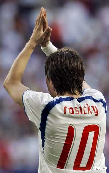 德国世界杯回顾，捷克世界杯首秀胜漂亮国，罗西基梅开二度成功臣(15)