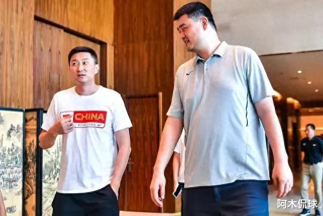 不是中国篮球不行，而是姚明的管理水平实在太烂，球员各种假摔硬生生毁掉CBA(1)