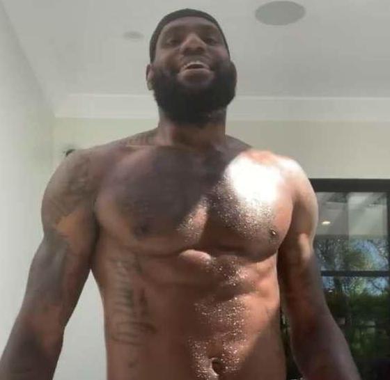 众所周知NBA肌肉男很多，为何拥有6块腹肌却是少数人？(3)