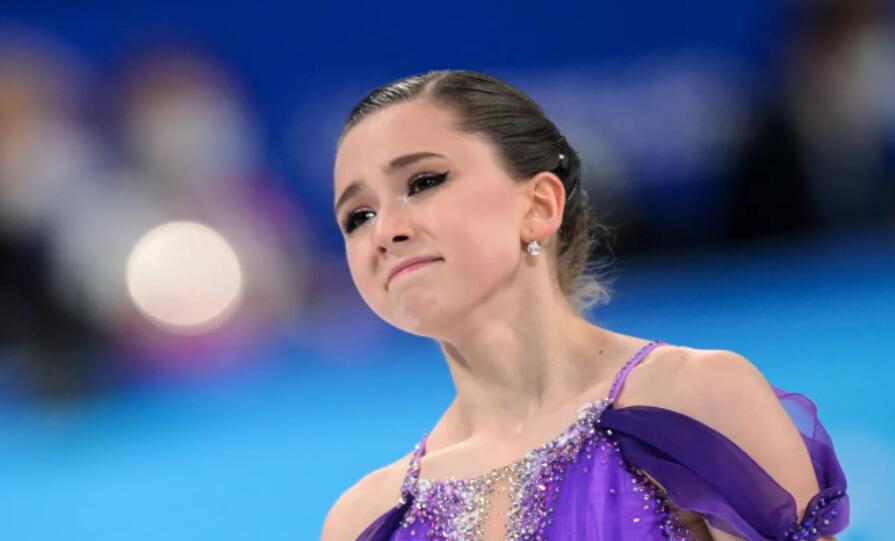 官宣！瓦利耶娃最终被禁赛四年：冬奥冠军头衔取消，美国递补摘金(1)