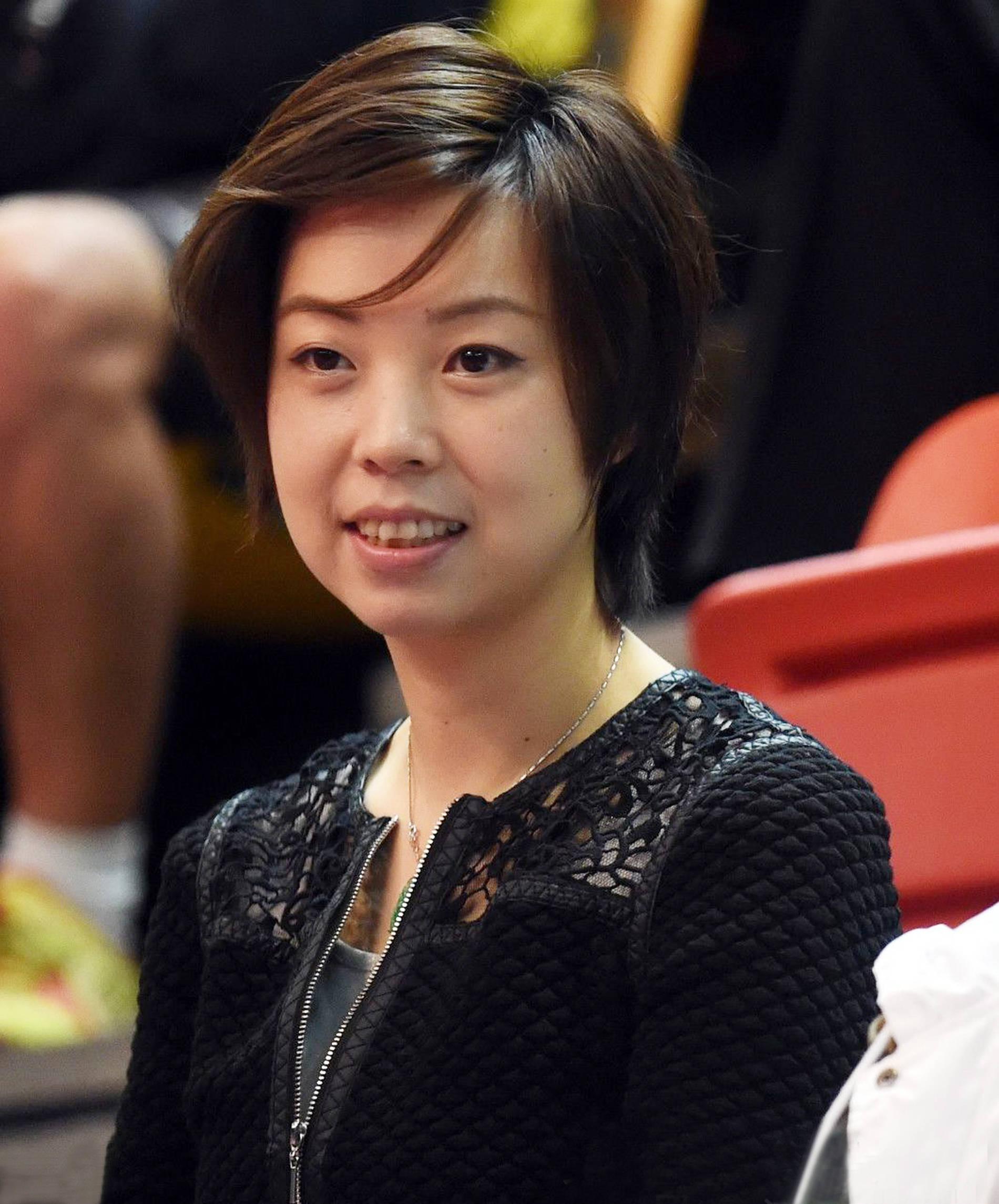 张怡宁拜年视频出炉！乒乓球奥运冠军，祝大家龙腾虎跃、万事顺意(3)