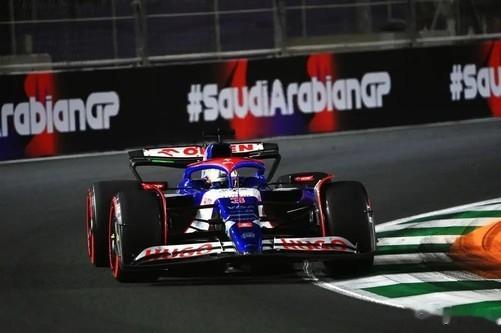 沙特大奖赛排位赛爆冷！红牛F1掉到第14位