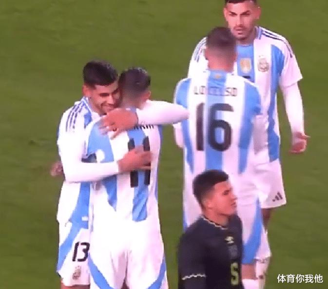 3-0！阿根廷又赢了，迪玛利亚助攻，劳塔罗创纪录：15场0进球(2)