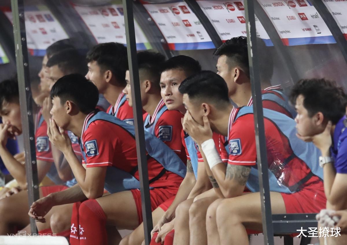 亚洲足球专家：越南队成绩不佳球员也有责任(6)