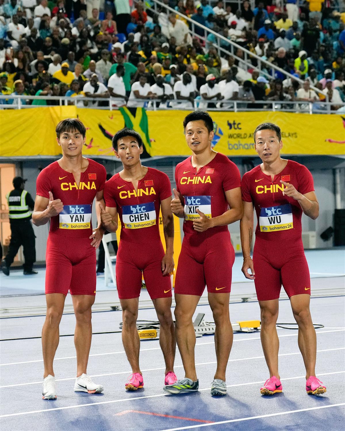 首棒真“强”！中国男子“接力天团”获得巴黎奥运会入场券