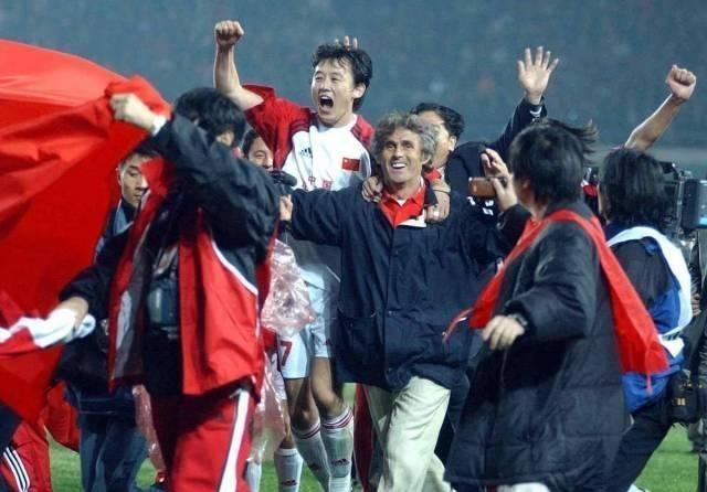 中国足球的五大辉煌时刻，晋级世界杯上榜，曾勇夺世界杯亚军(2)