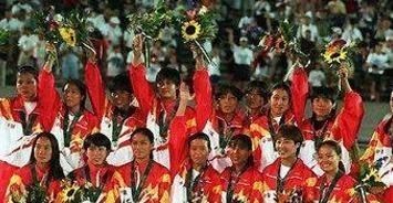 中国足球的五大辉煌时刻，晋级世界杯上榜，曾勇夺世界杯亚军(4)