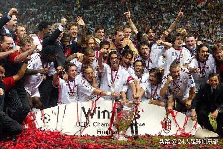 07年欧冠决赛下半场 2007年AC米兰的欧冠冠军之路(7)