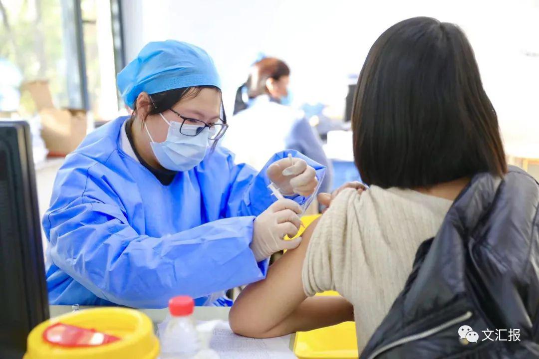 上海浦东看欧冠 直击浦东机场新冠疫苗接种点(2)