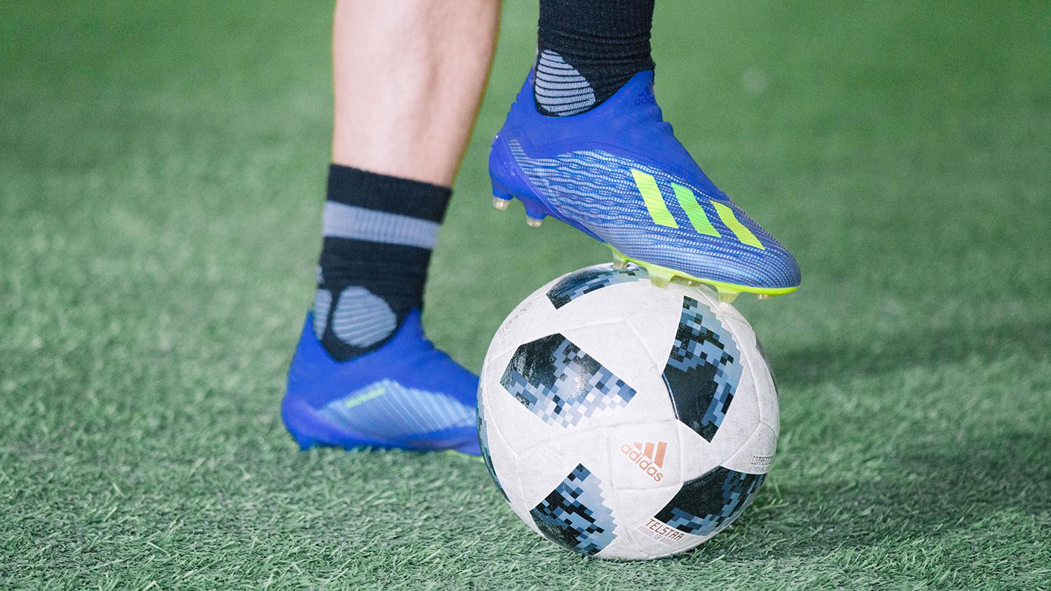 阿迪达斯18欧冠足球怎么样 阿迪达斯X18+足球鞋实战评测(2)