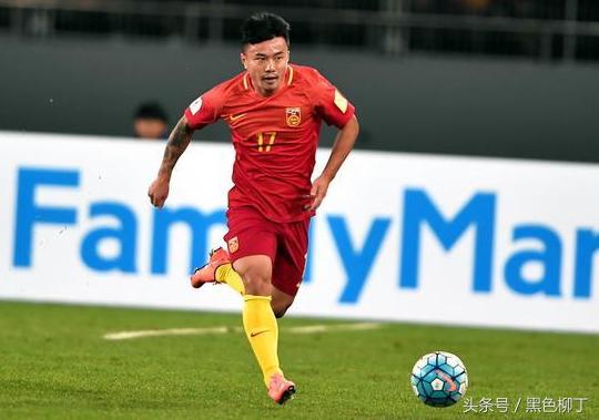 2016中超进步球员 2016年中国足球进步最明显的五位球员(1)