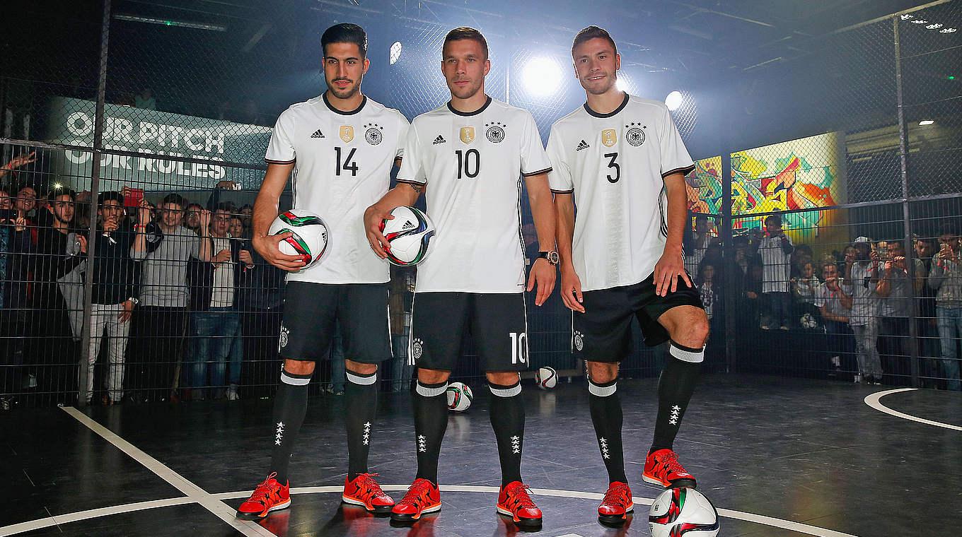 欧冠杯德国国家队队服 德国队新球衣(1)