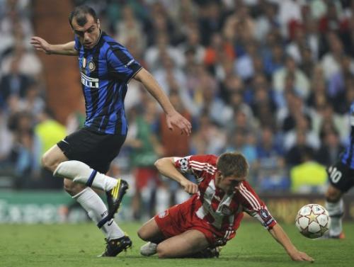 2010年欧冠热刺对ac米兰次回合 复盘2010年欧冠决赛国米与拜仁的巅峰对决(6)