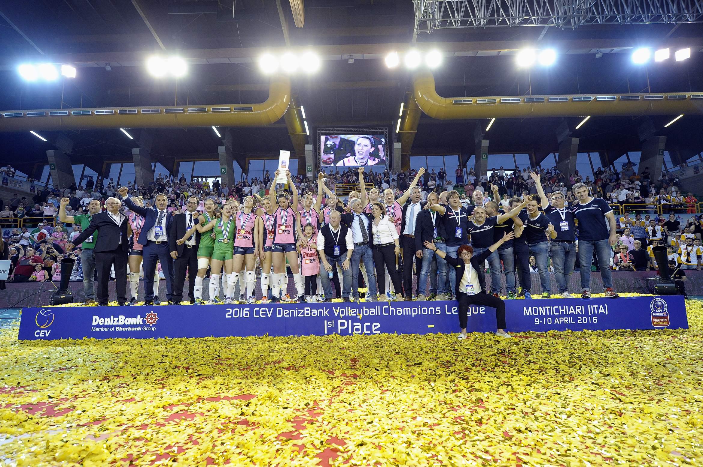 女排欧冠2015-10216 0土耳其豪门夺女排欧冠冠军(1)