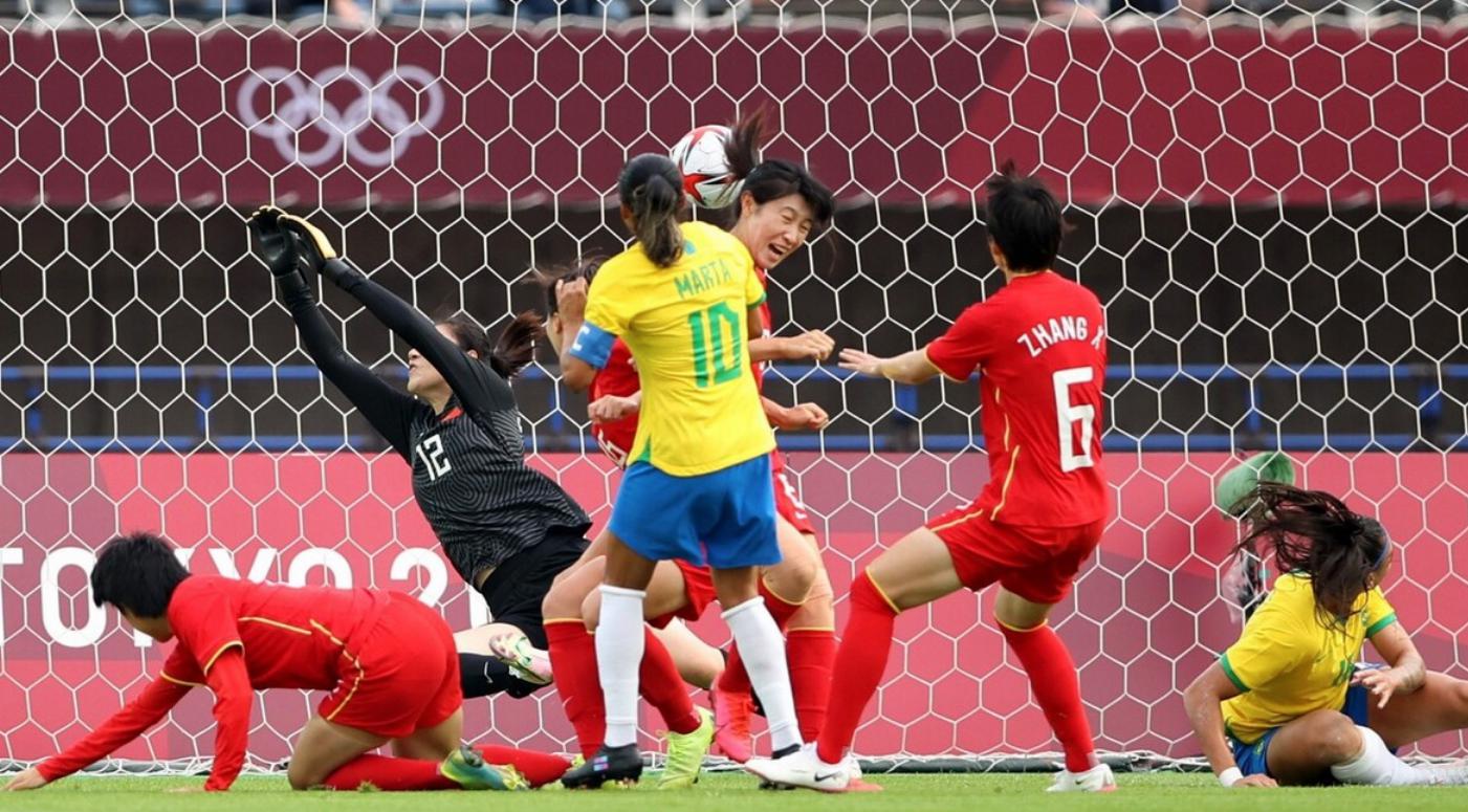 0-5！中国女足完败，运气太差，4射门中框，35岁巴西老将梅开二度(3)