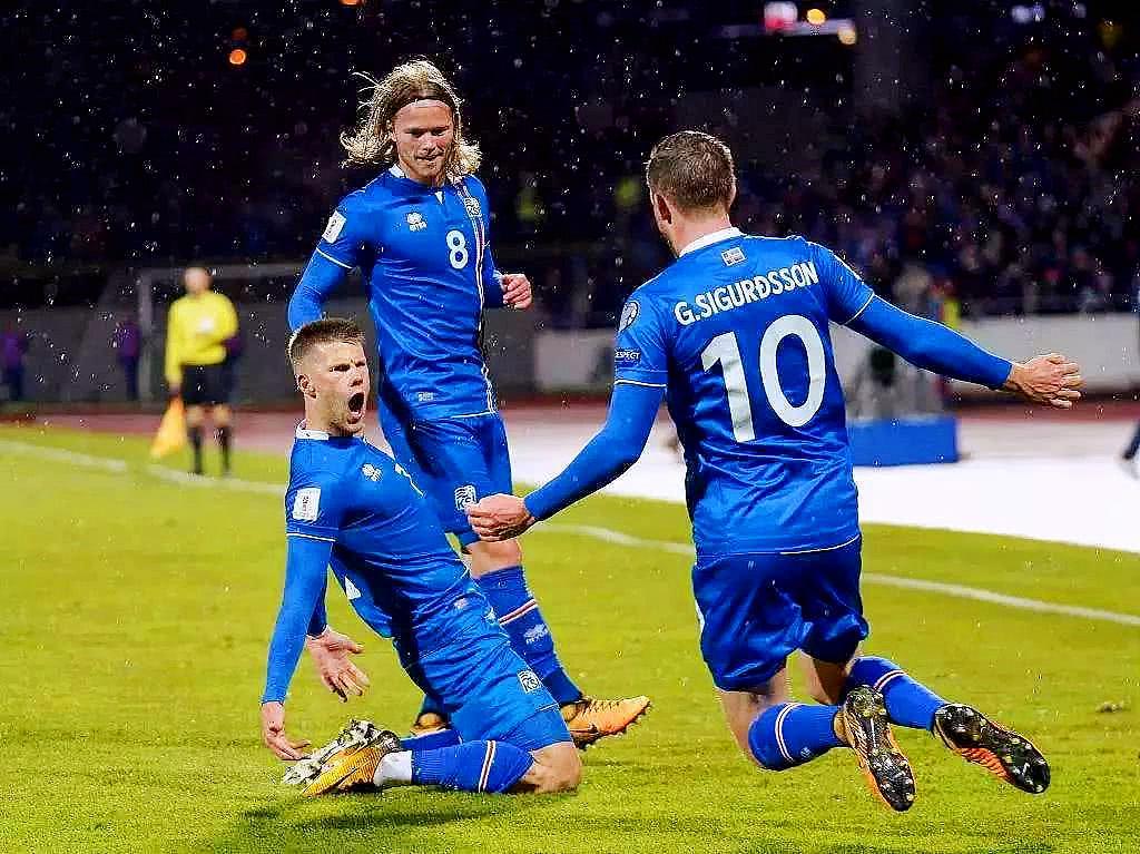 世预赛 冰岛VS德国 冰岛攻防表现不佳 德国实力碾压对手(1)