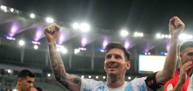 梅西：赢得美洲杯让我瘫痪，世界杯会竭尽全力，但阿根廷不是热门(1)