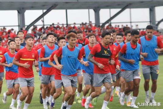 广州队新帅迎来足协杯首秀，已敲定球员大名单，未来剑指开门红(3)
