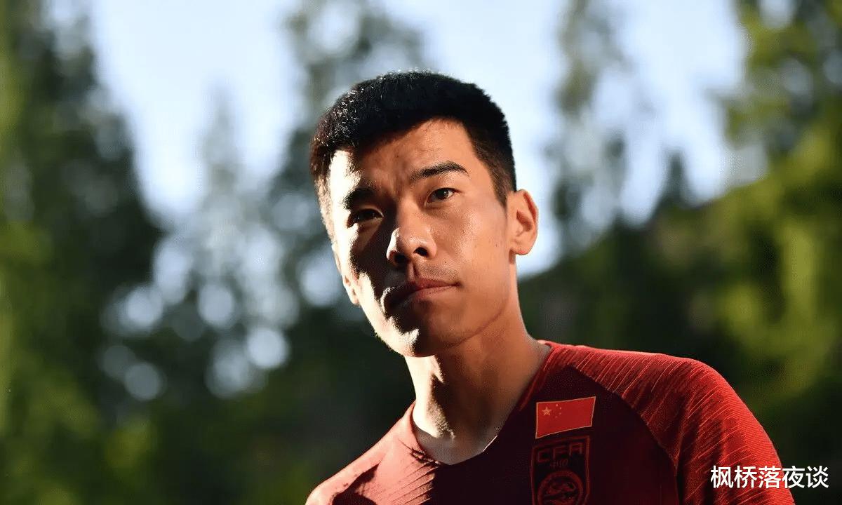 1-1！29岁国脚回归后又进关键球，他在成为天津足球新王的路上！(5)