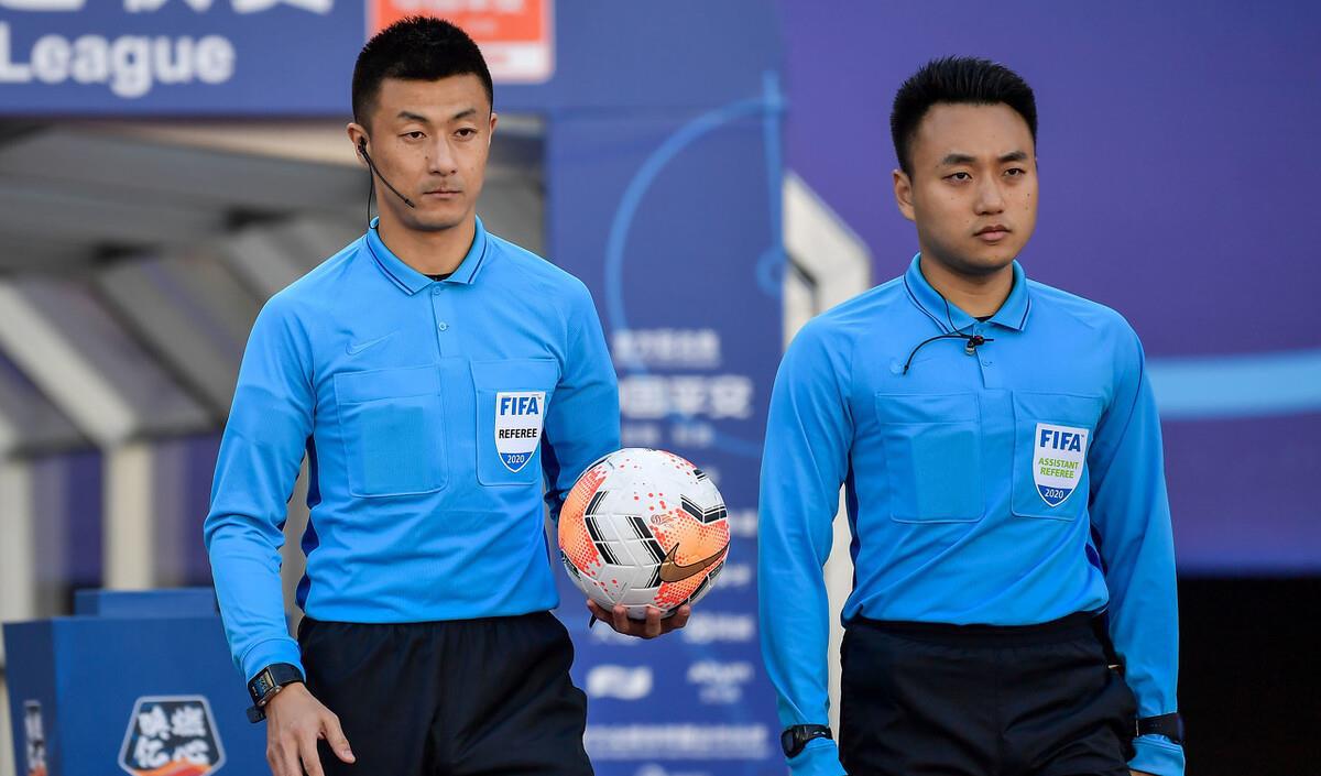 FIFA公布世界杯裁判：马宁领衔中国3哨！傅明将执法亚洲区附加赛(3)
