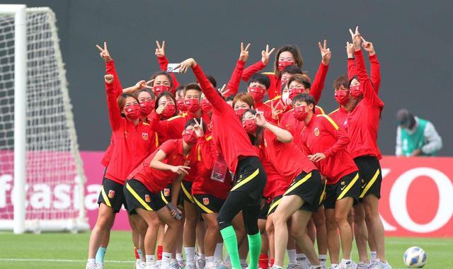 沈梦雨冲双冠成功，对中国女足意义有多大？