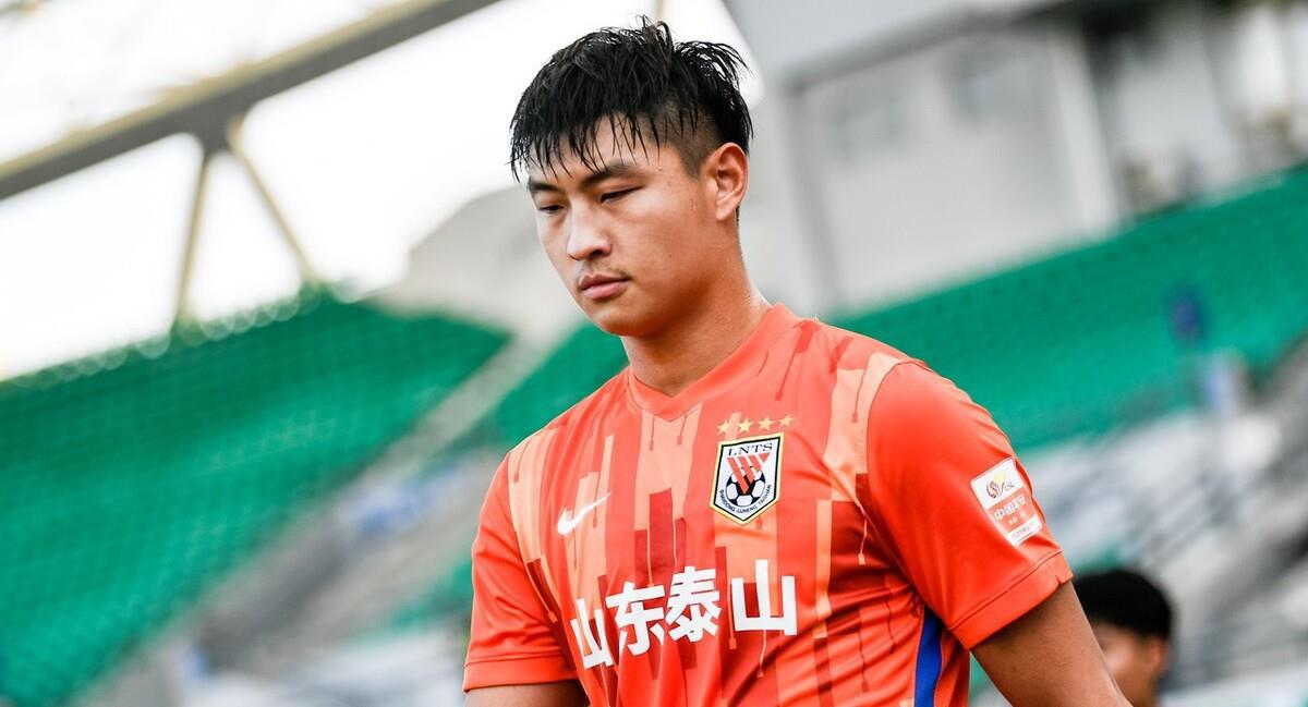 中国的足球运动员应该留洋，难道中国的演员们不应该吗？